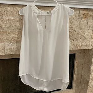 Peliome White Blouse M